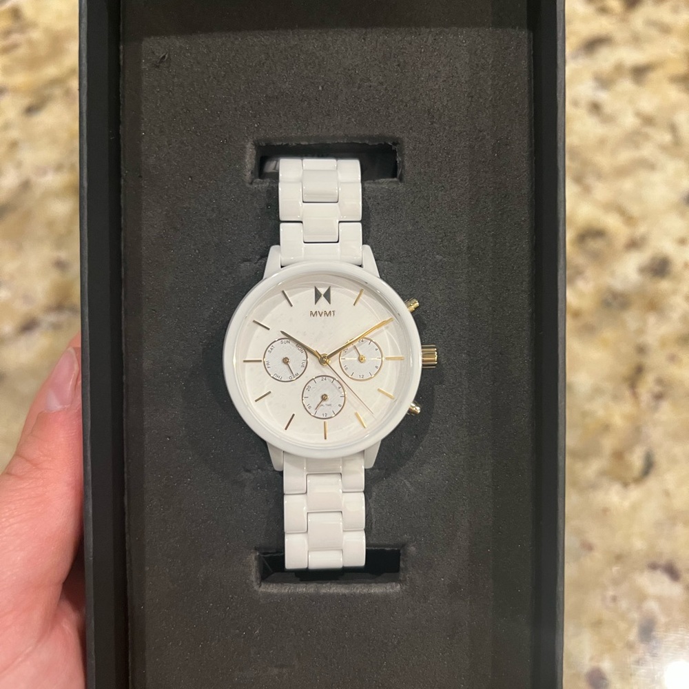 MVMT Women’s watch